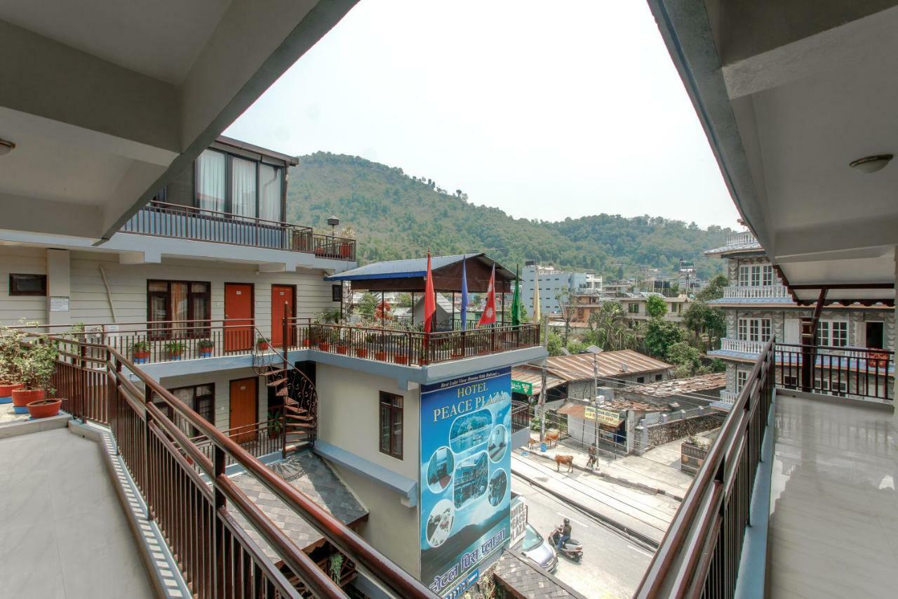 Hotel Peace Plaza Pokhara Kültér fotó
