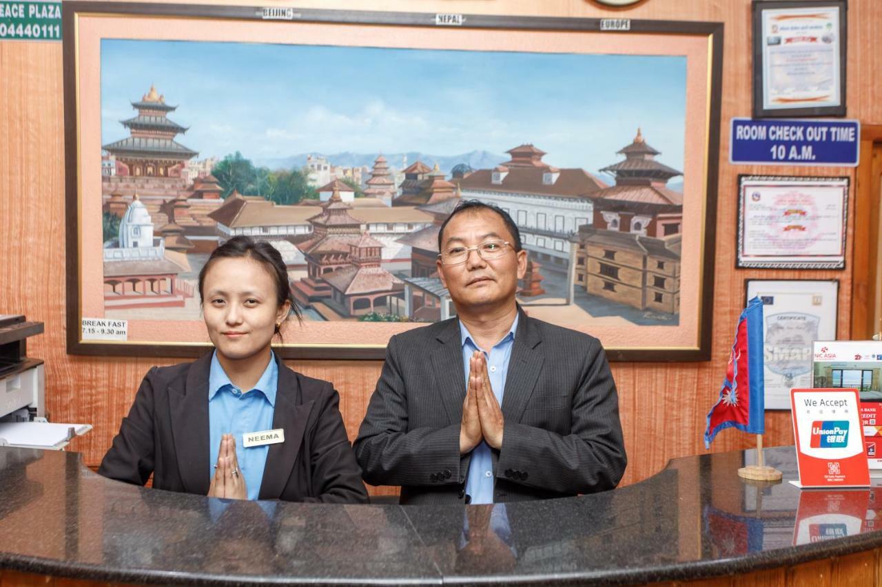 Hotel Peace Plaza Pokhara Kültér fotó